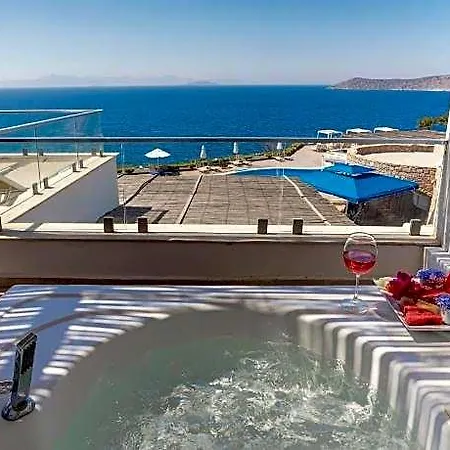 Vega Boutique & Aparts Hotel 3*