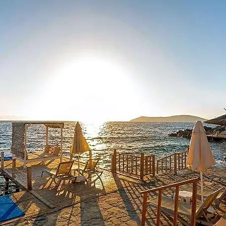 Vega Boutique & Aparts Hotel Giris