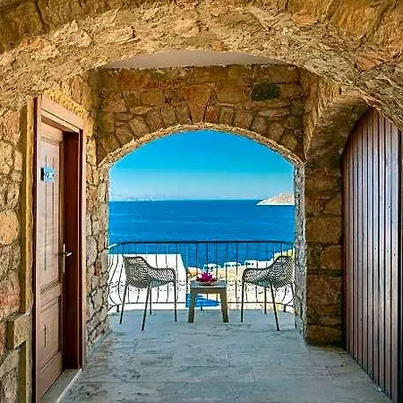 Hotel Vega Boutique & Aparts 3*