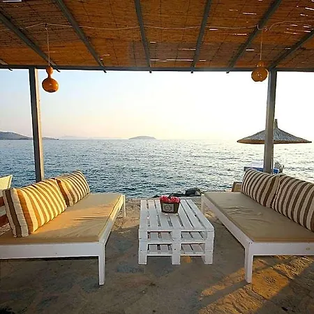 Vega Boutique & Aparts Hotel